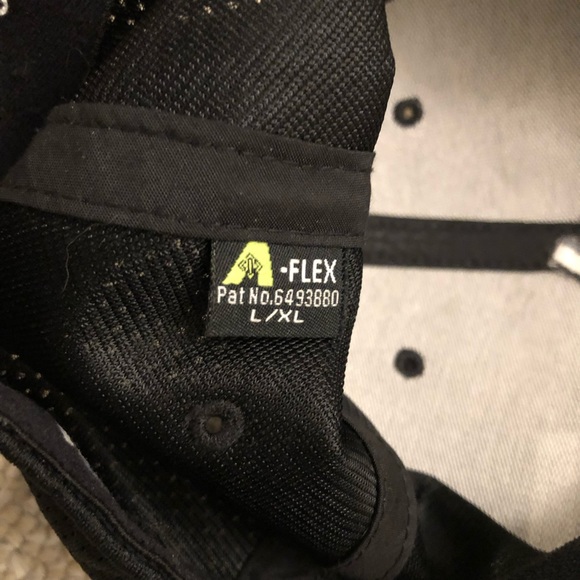 Adidas Climate Black Mesh Logo Cap - Picture 7 of 7